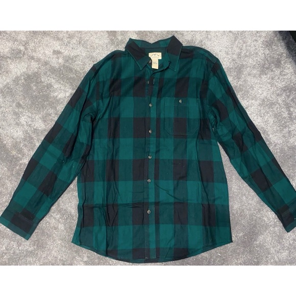 Never worn Blue Mountain long sleeve green & black plaid button up shirt size m - Picture 1 of 3
